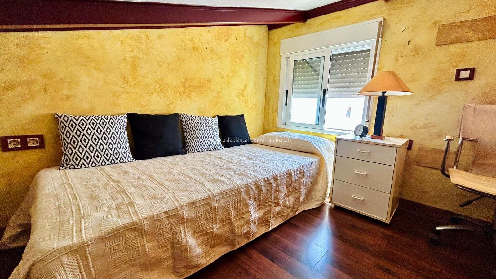 Resale - Apartment - Torrevieja - La Veleta