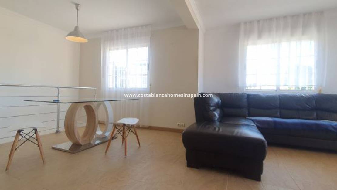Resale - Apartment - Torrevieja - Los Balcones