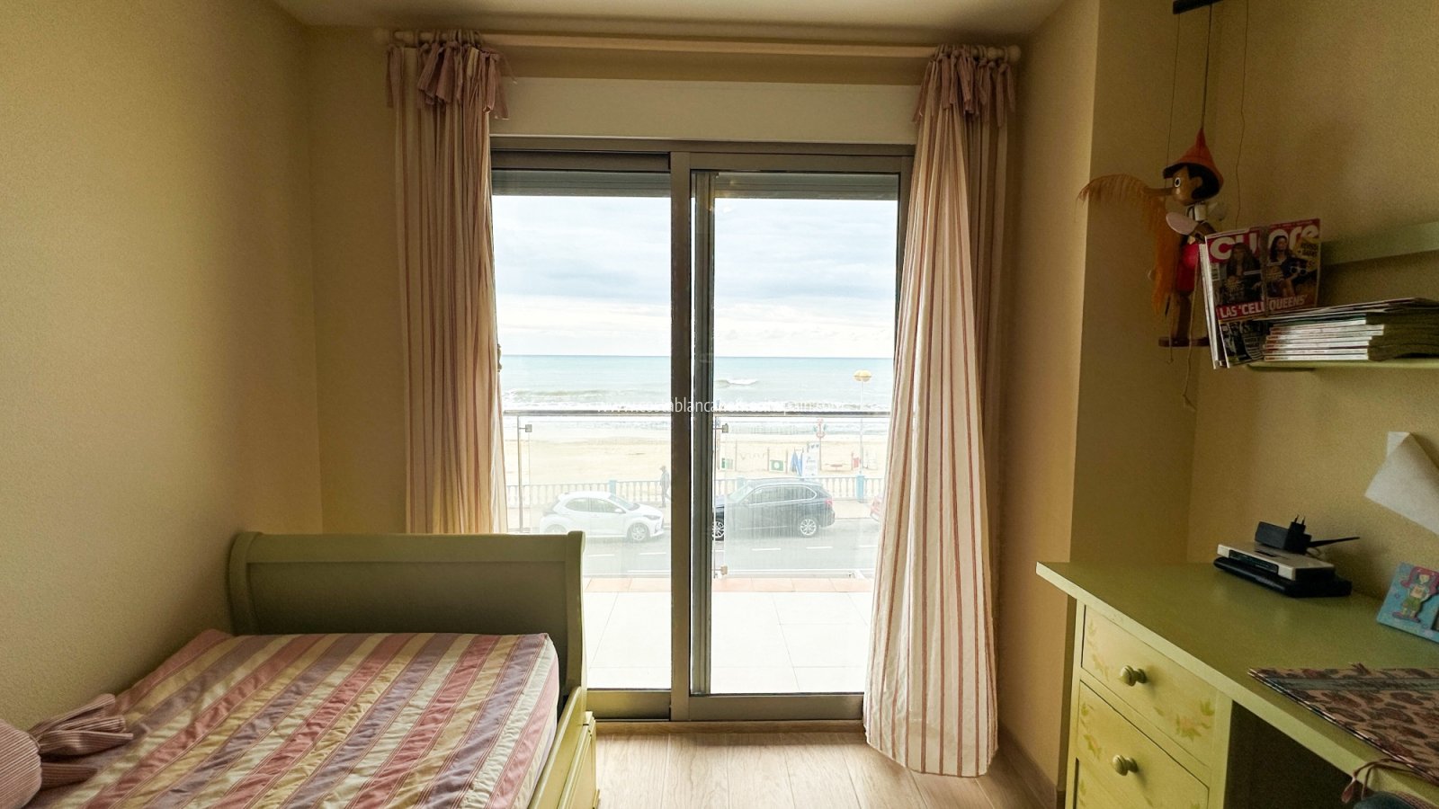Resale - Apartment - Torrevieja - Playa de los Locos