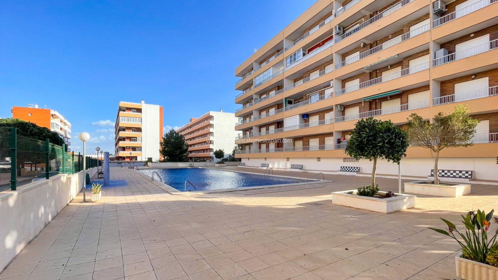 Resale - Apartment - Torrevieja - Punta Prima