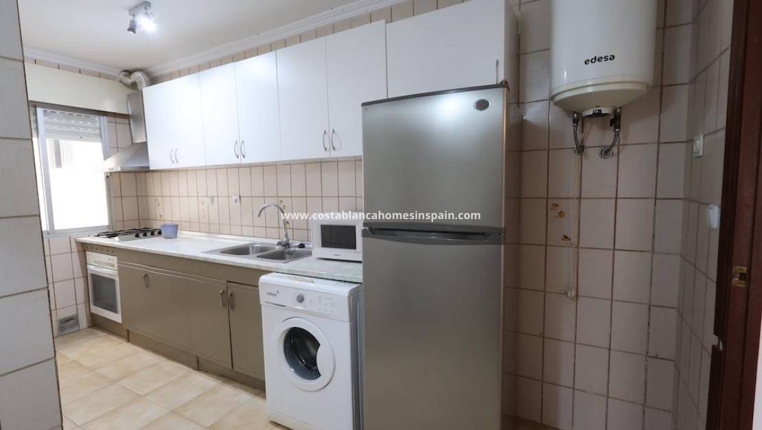 Resale - Apartment - Torrevieja - Punta Prima