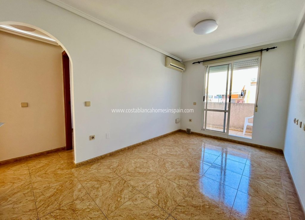 Resale - Apartment - Torrevieja