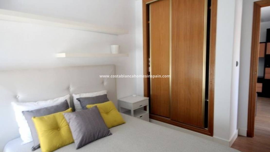 Resale - Apartment - Torrevieja