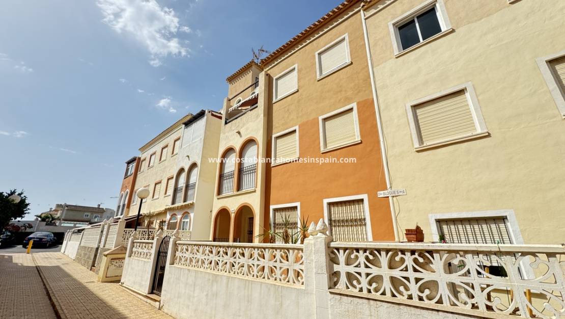 Resale - Apartment - Torrevieja