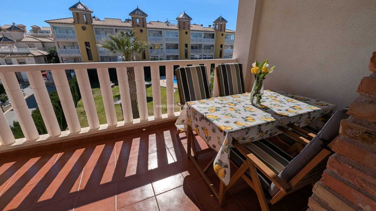Resale - Apartment - Villamartin - Pinada Golf 1