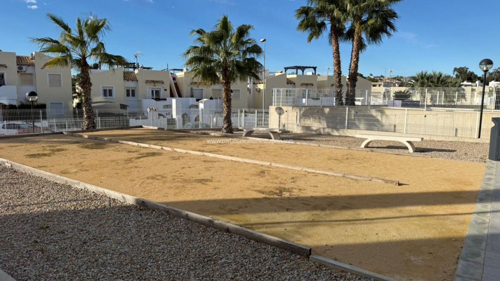Resale - Apartment - Villamartin