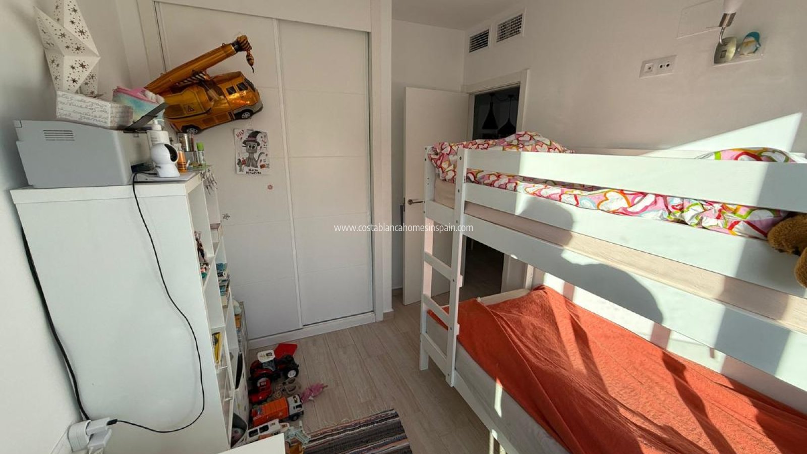 Resale - Apartment - Villamartin