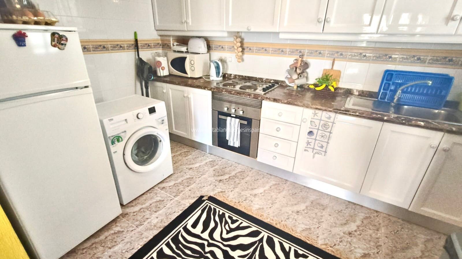 Resale - Apartment - Villamartin