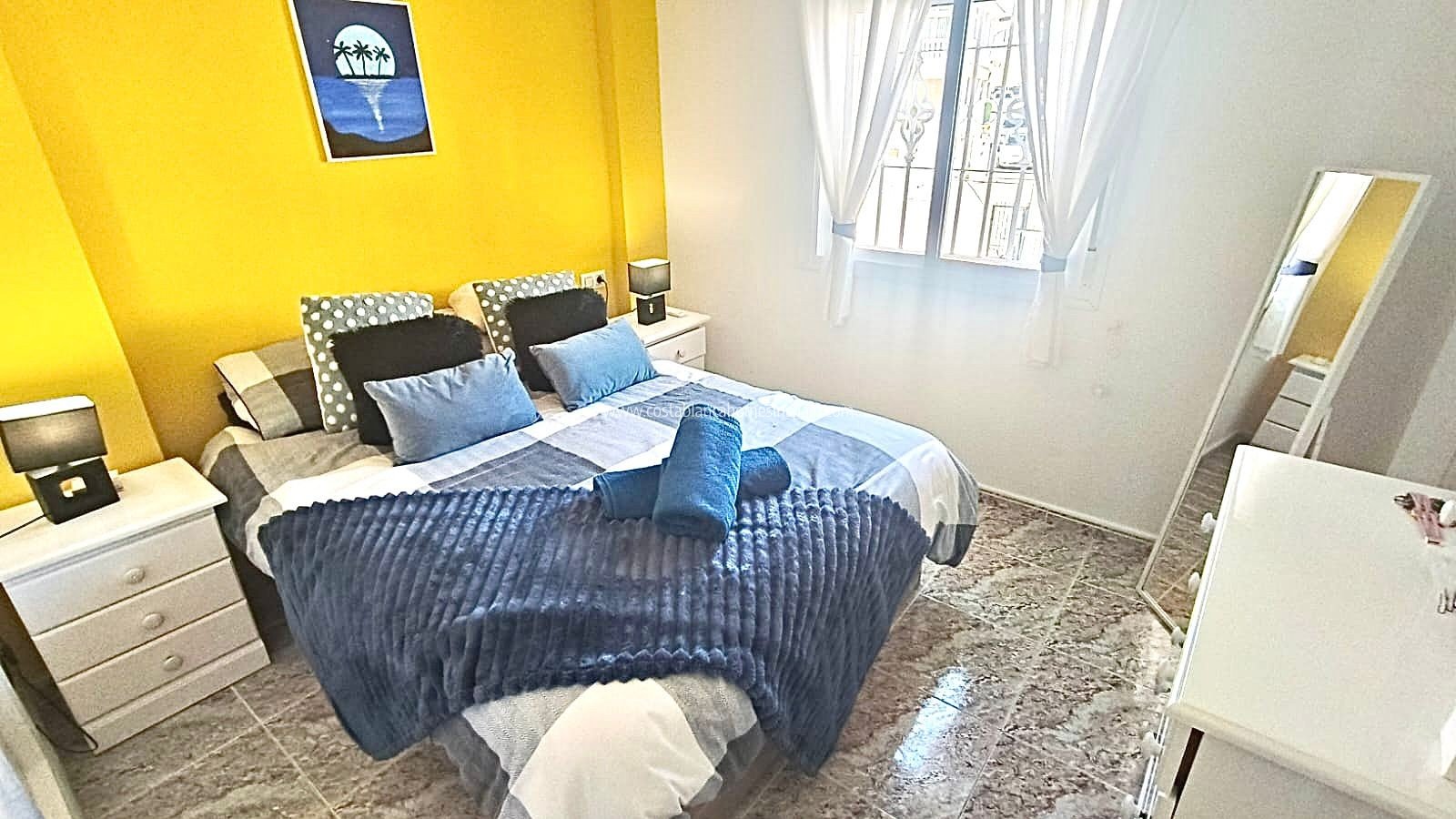 Resale - Apartment - Villamartin