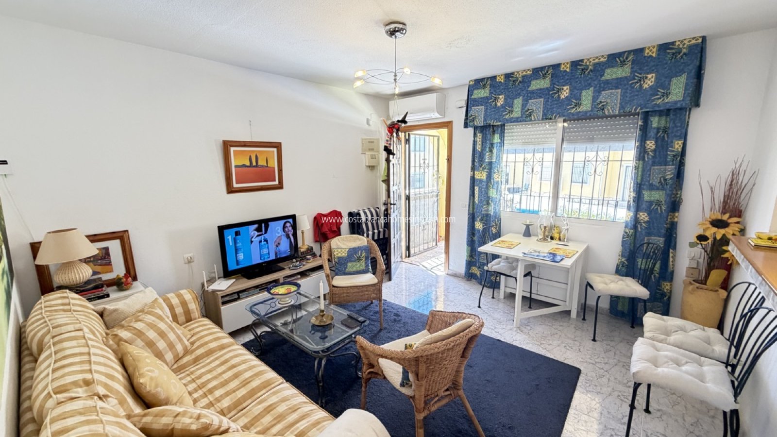 Resale - Apartment - Villamartin