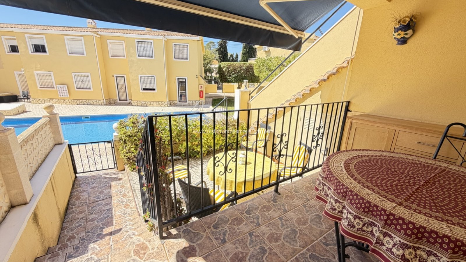 Resale - Apartment - Villamartin