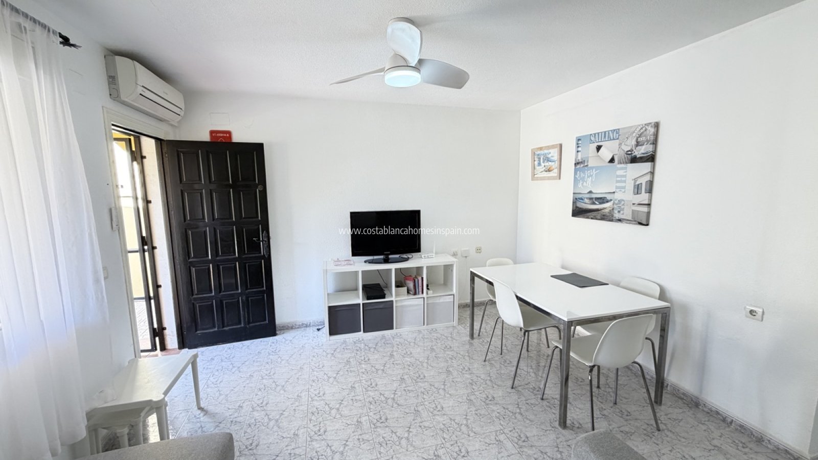 Resale - Apartment - Villamartin