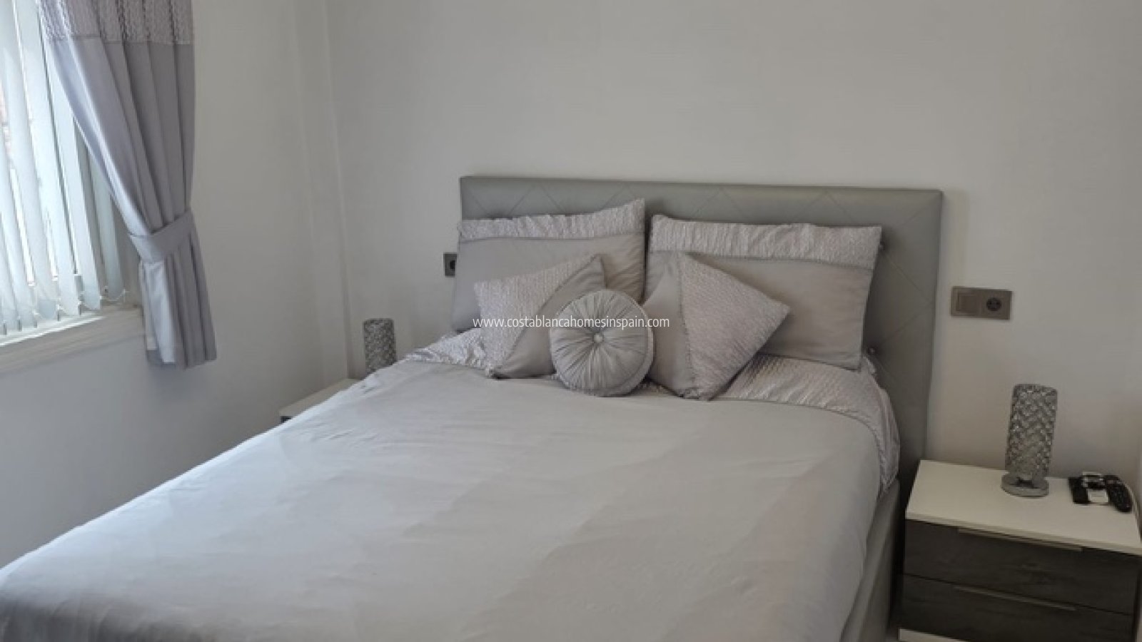 Resale - Apartment - Villamartin