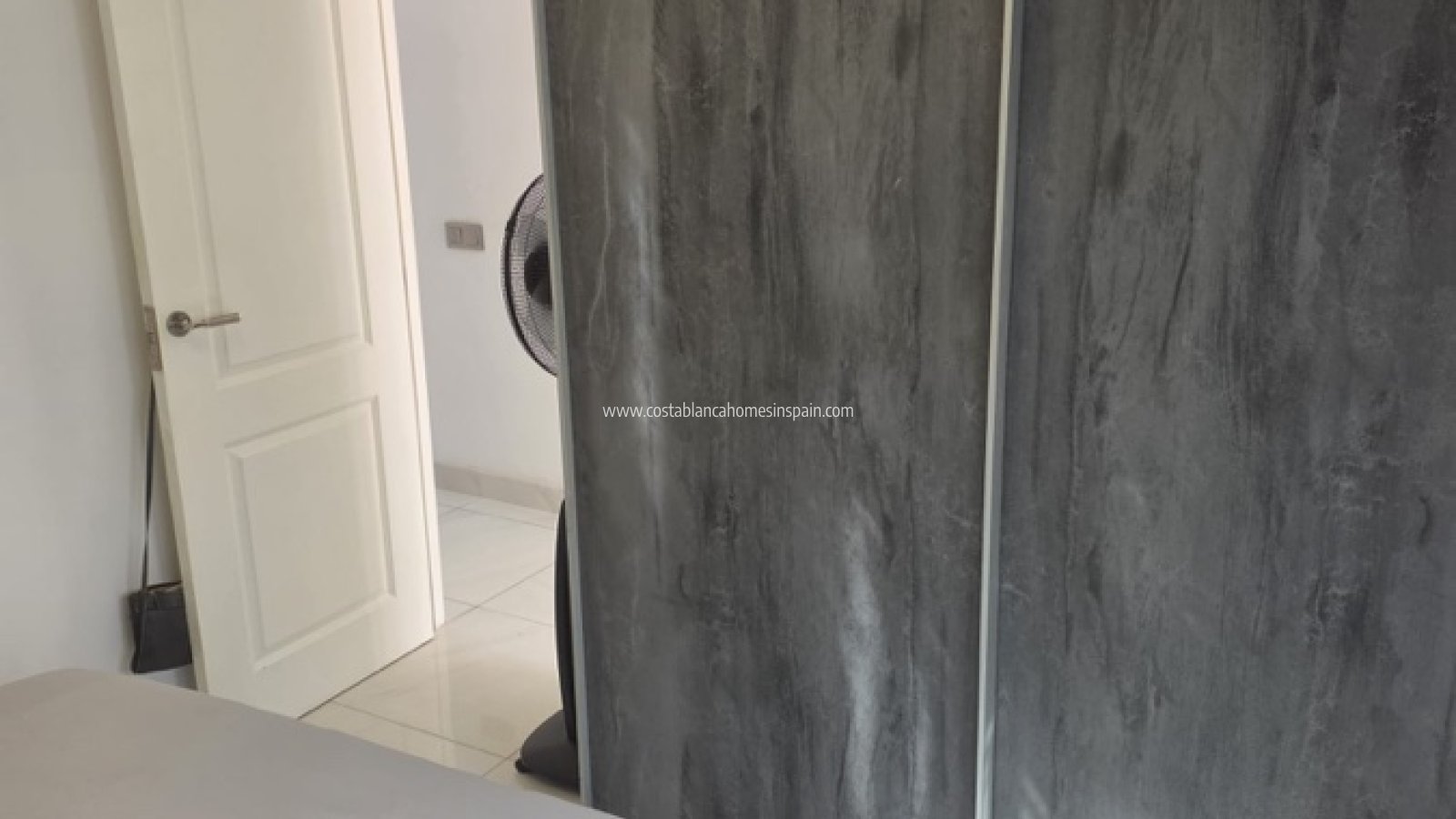 Resale - Apartment - Villamartin