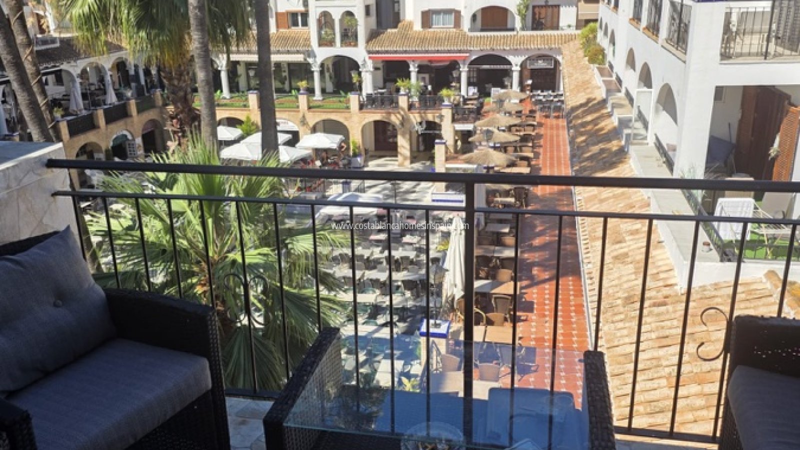 Resale - Apartment - Villamartin