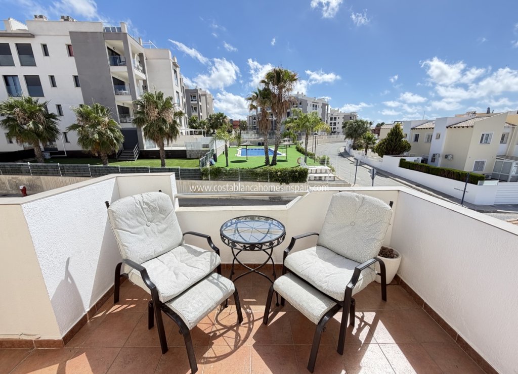 Resale - Apartment - Villamartin