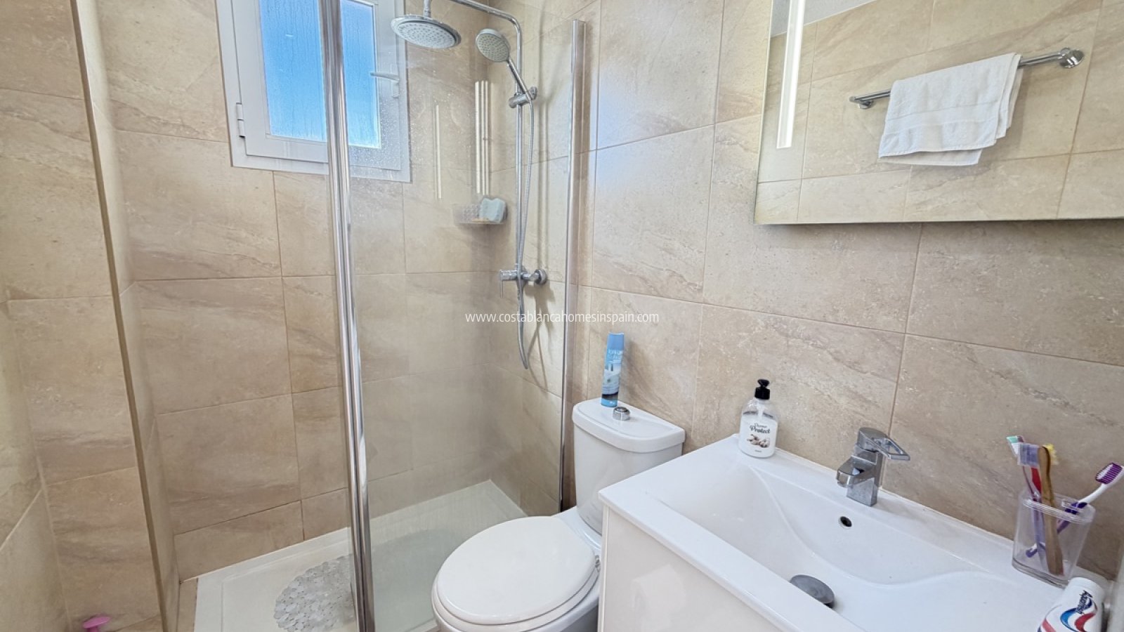 Resale - Apartment - Villamartin