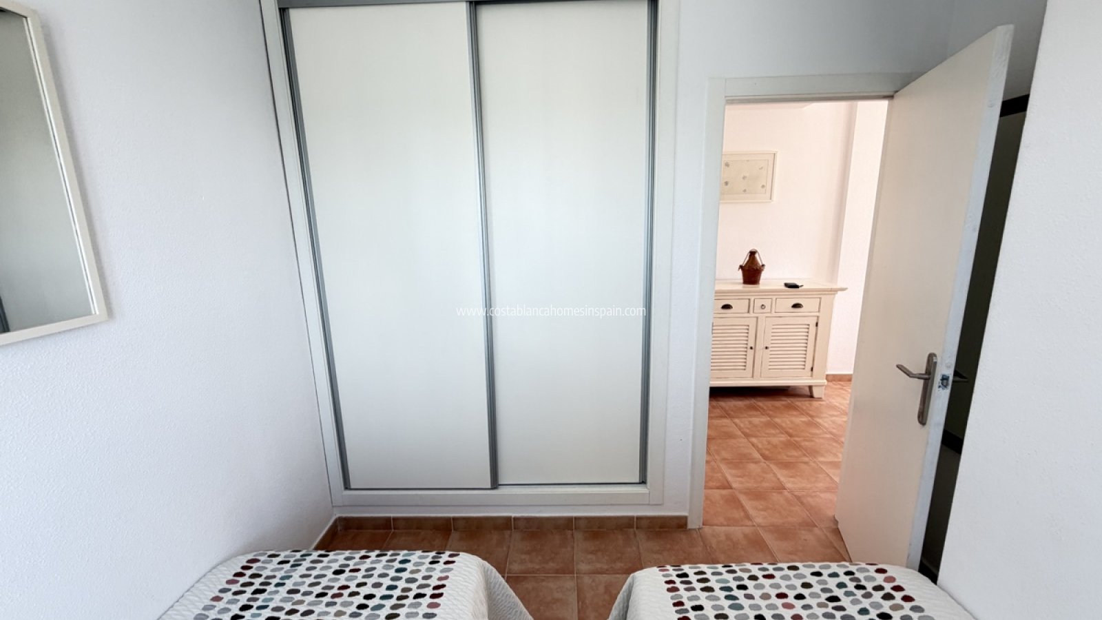 Resale - Apartment - Villamartin