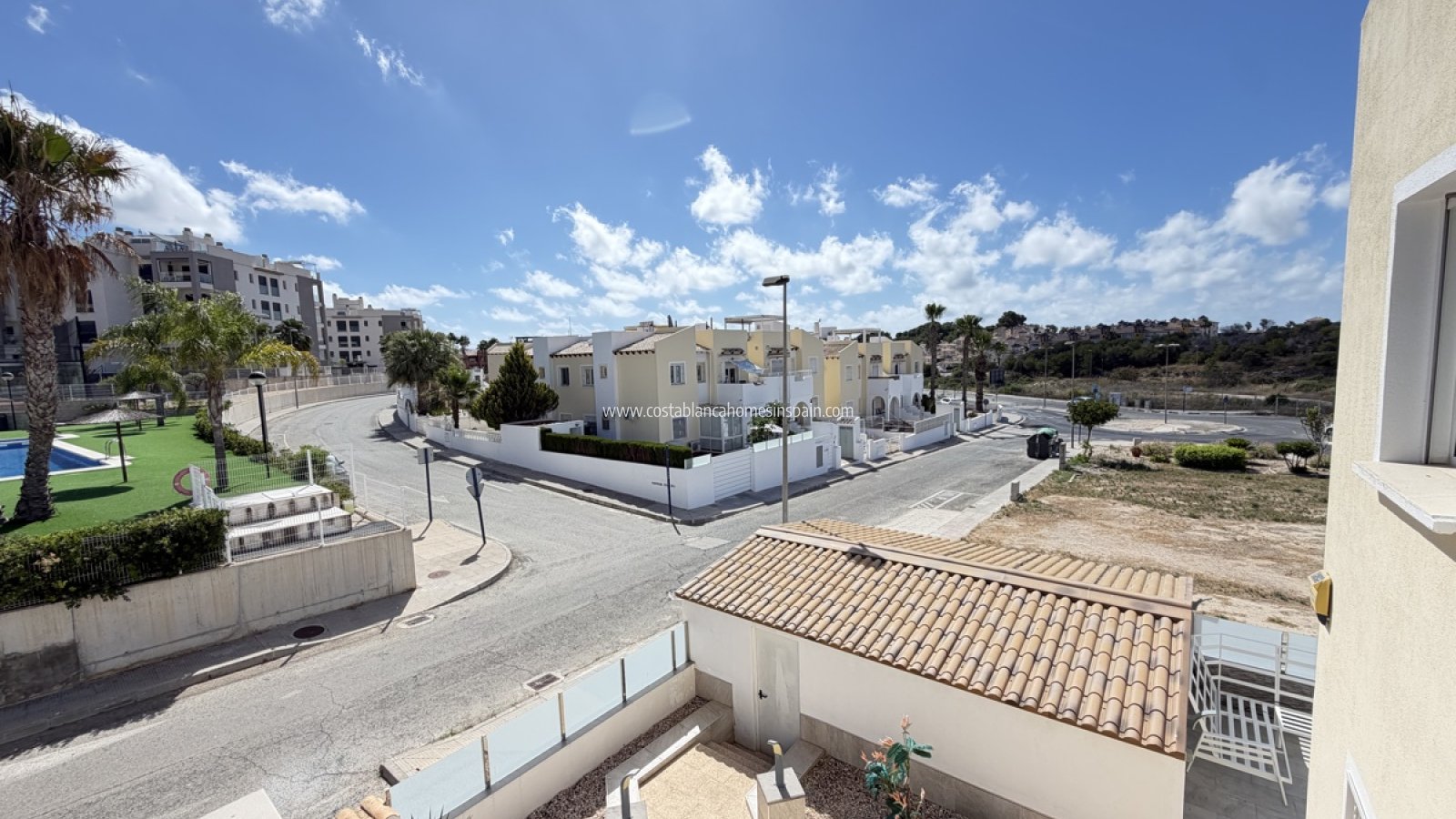 Resale - Apartment - Villamartin