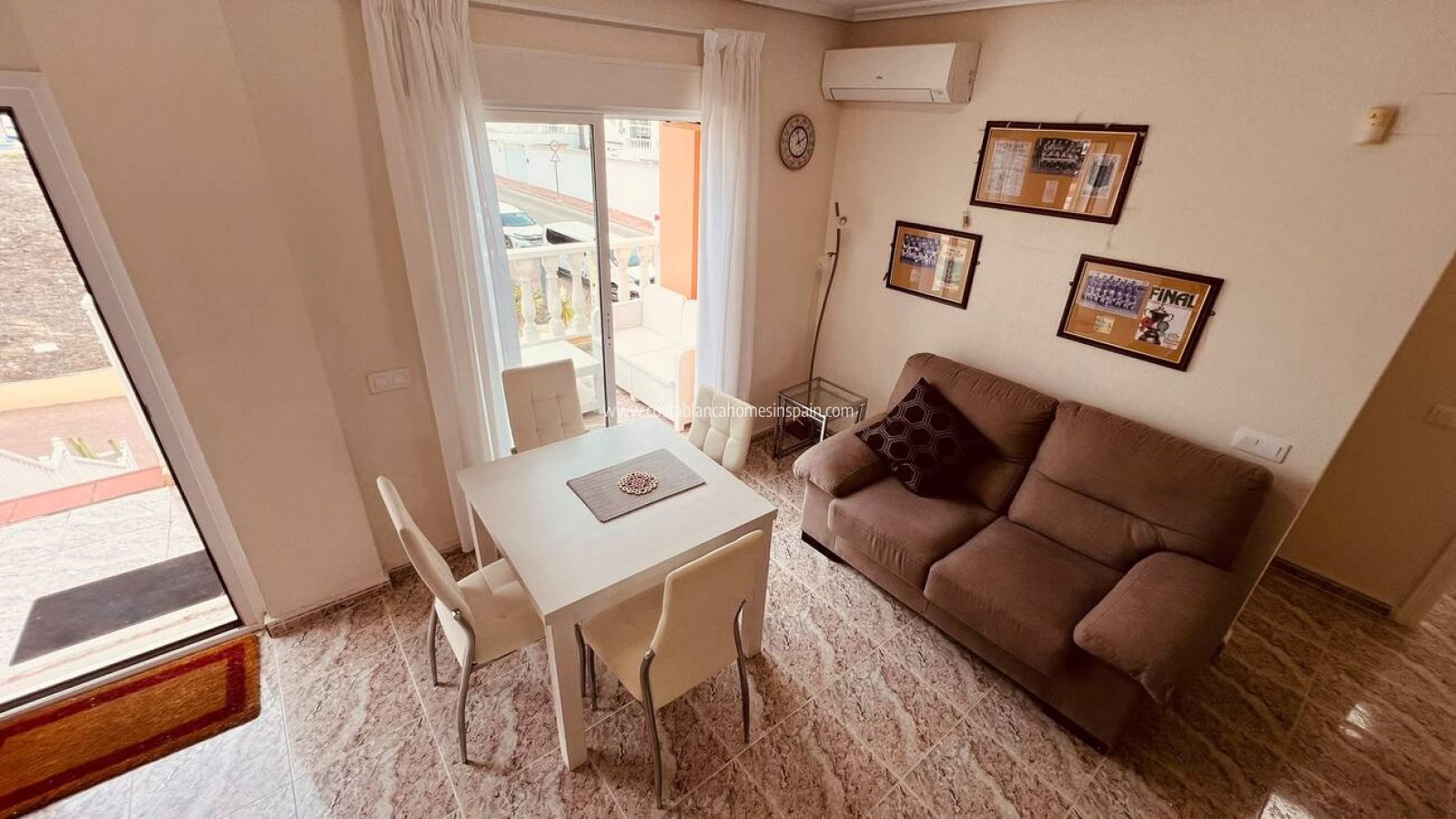 Resale - Apartment - Villamartin