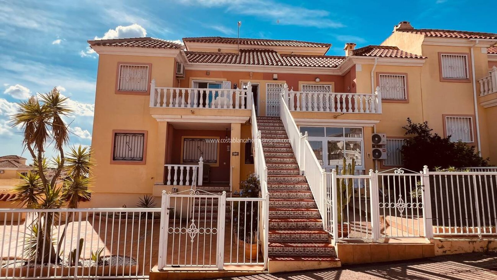 Resale - Apartment - Villamartin