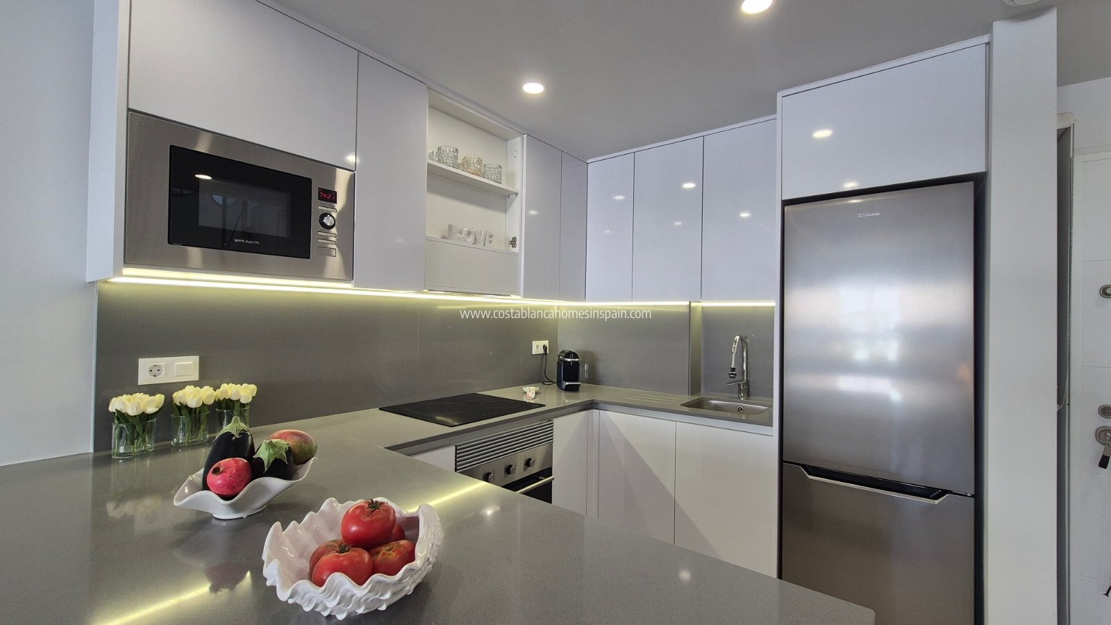 Resale - Apartment - Villamartin
