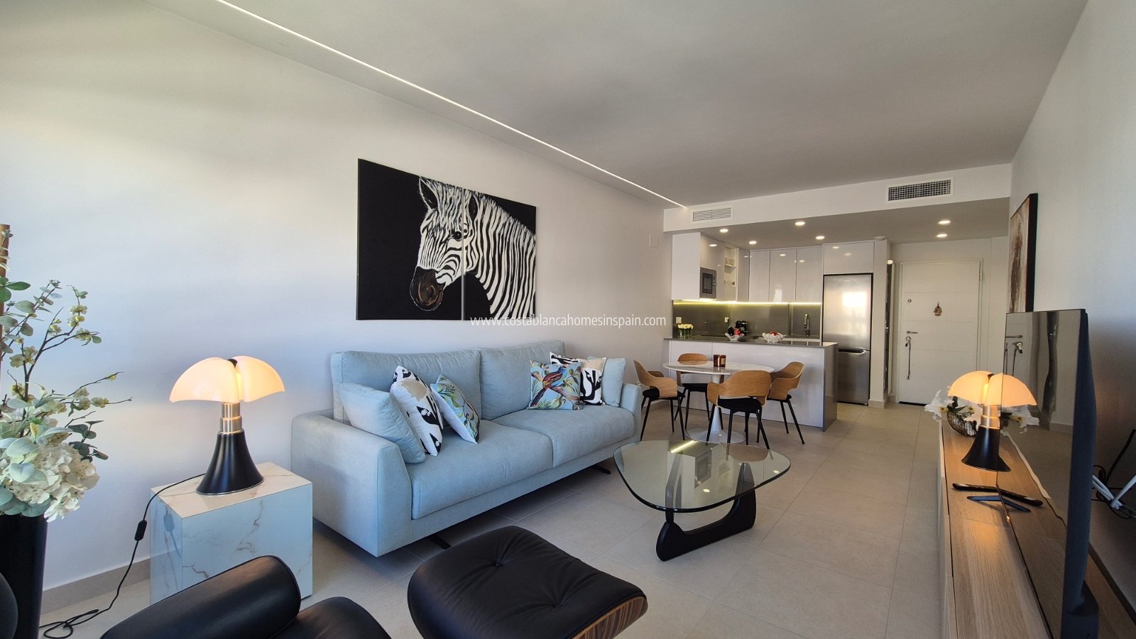 Resale - Apartment - Villamartin