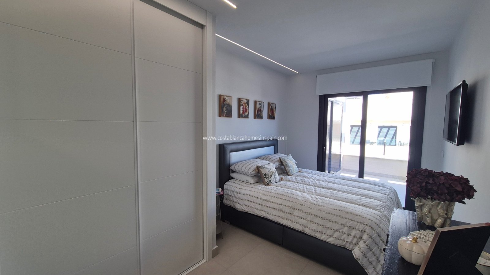 Resale - Apartment - Villamartin