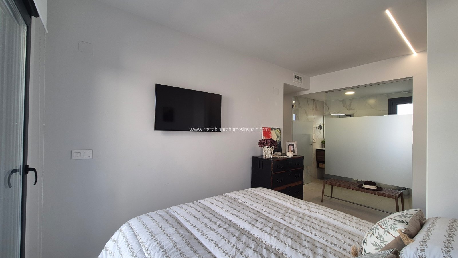 Resale - Apartment - Villamartin