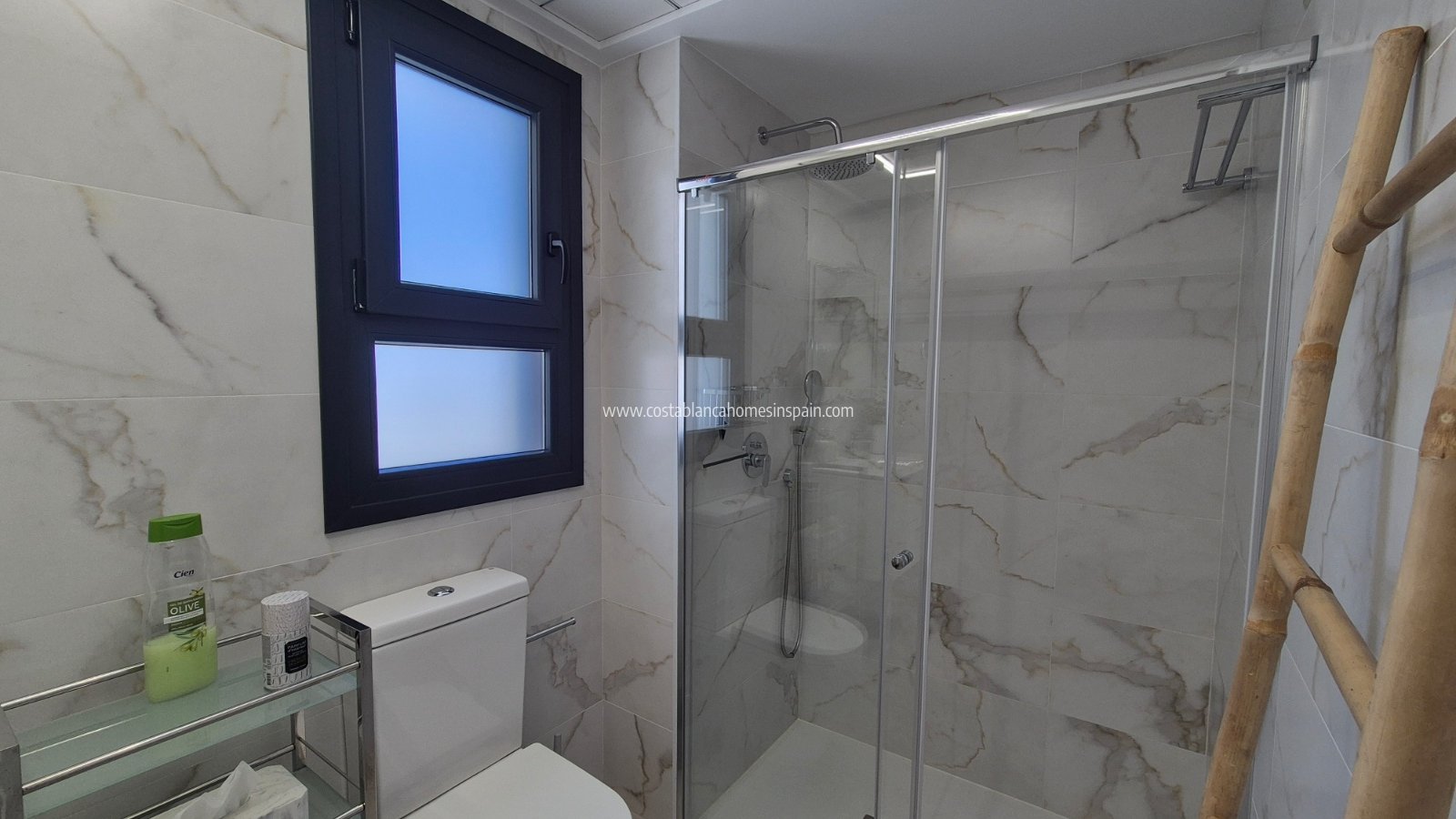 Resale - Apartment - Villamartin