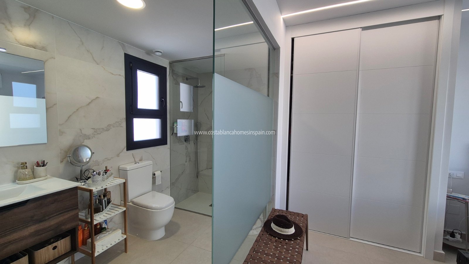 Resale - Apartment - Villamartin