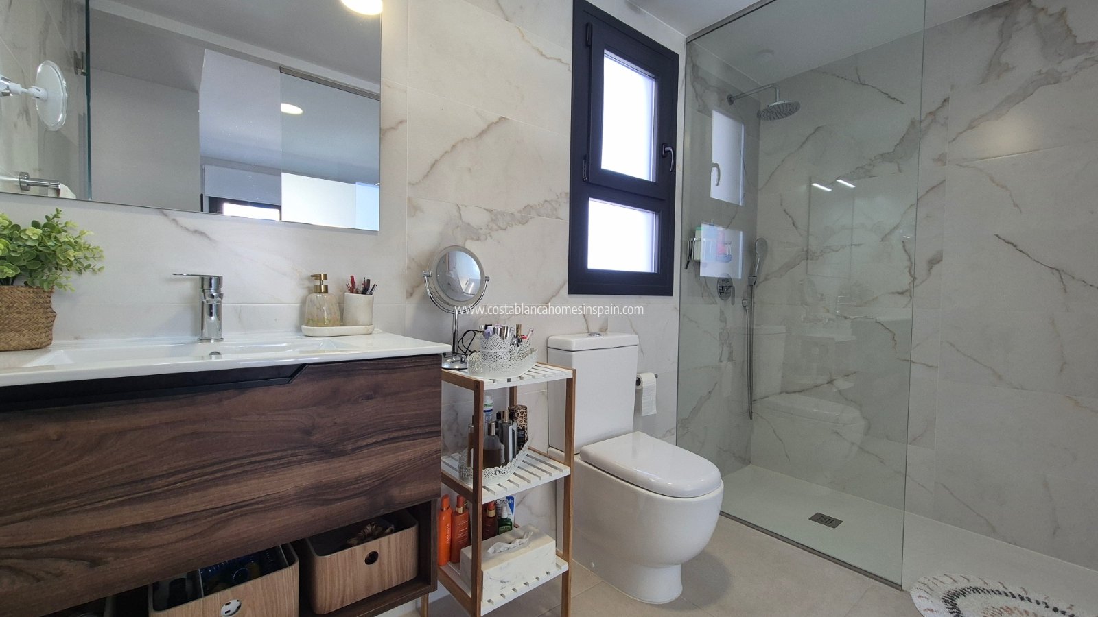 Resale - Apartment - Villamartin