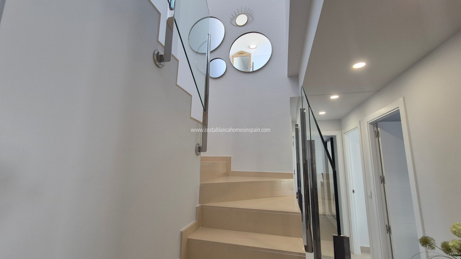 Resale - Apartment - Villamartin