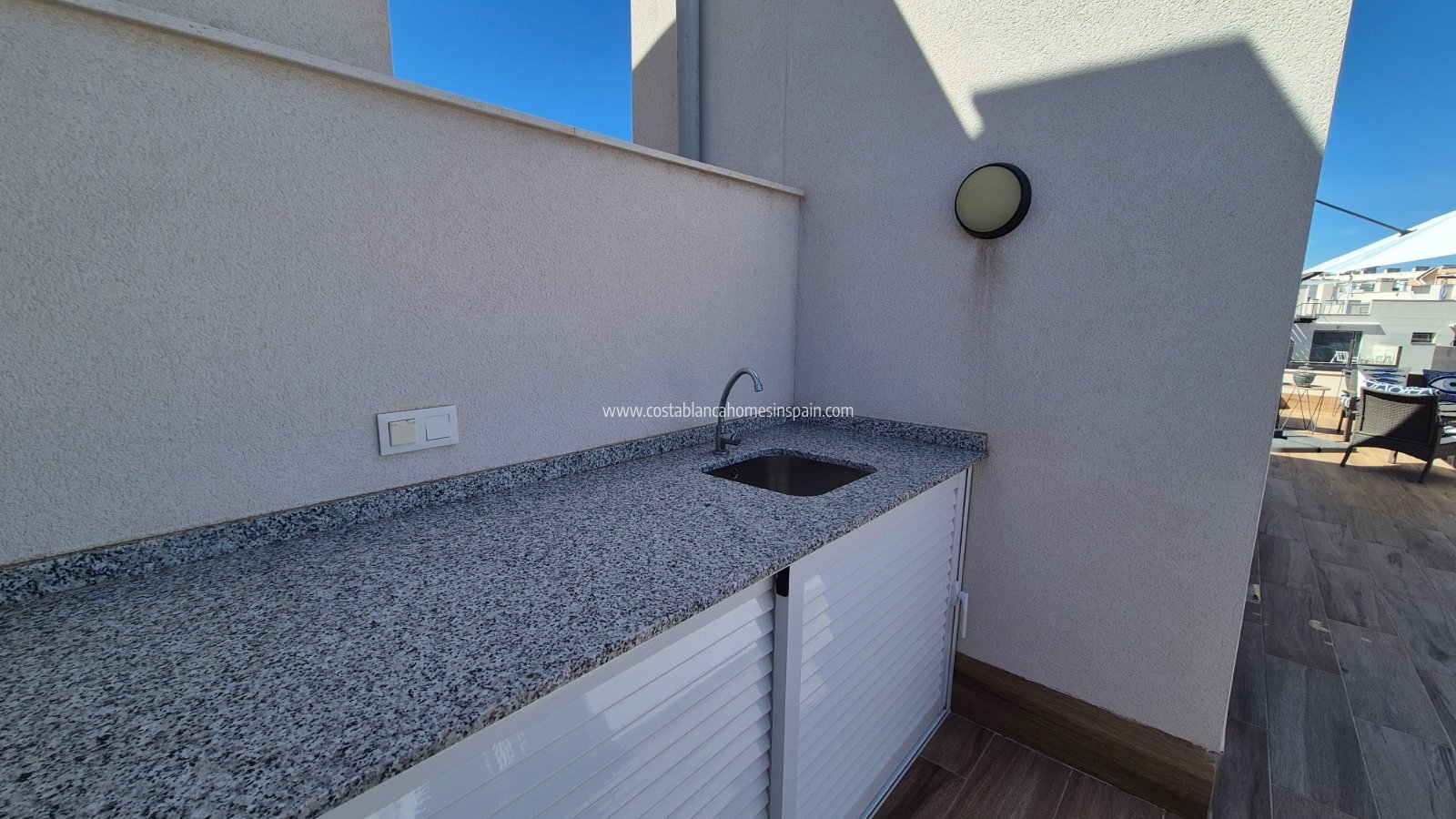 Resale - Apartment - Villamartin