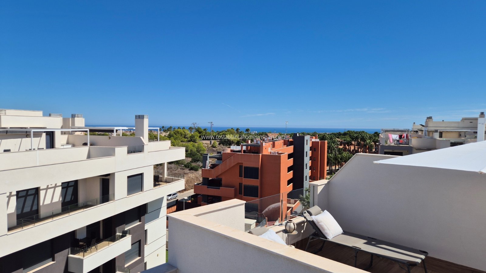 Resale - Apartment - Villamartin