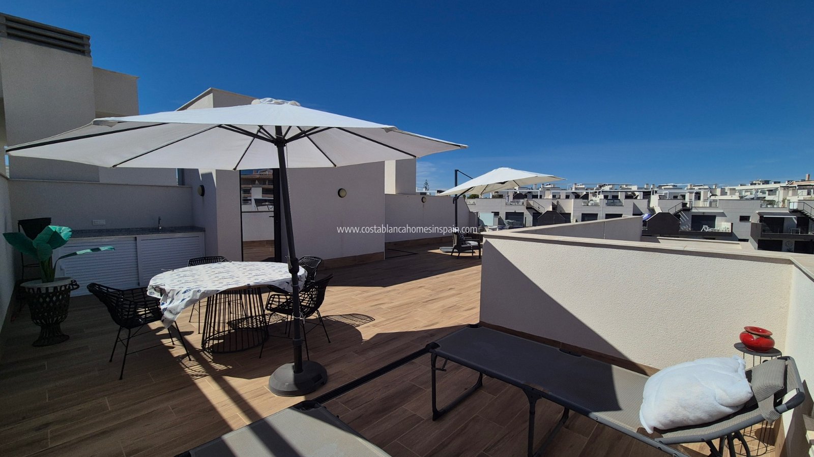 Resale - Apartment - Villamartin