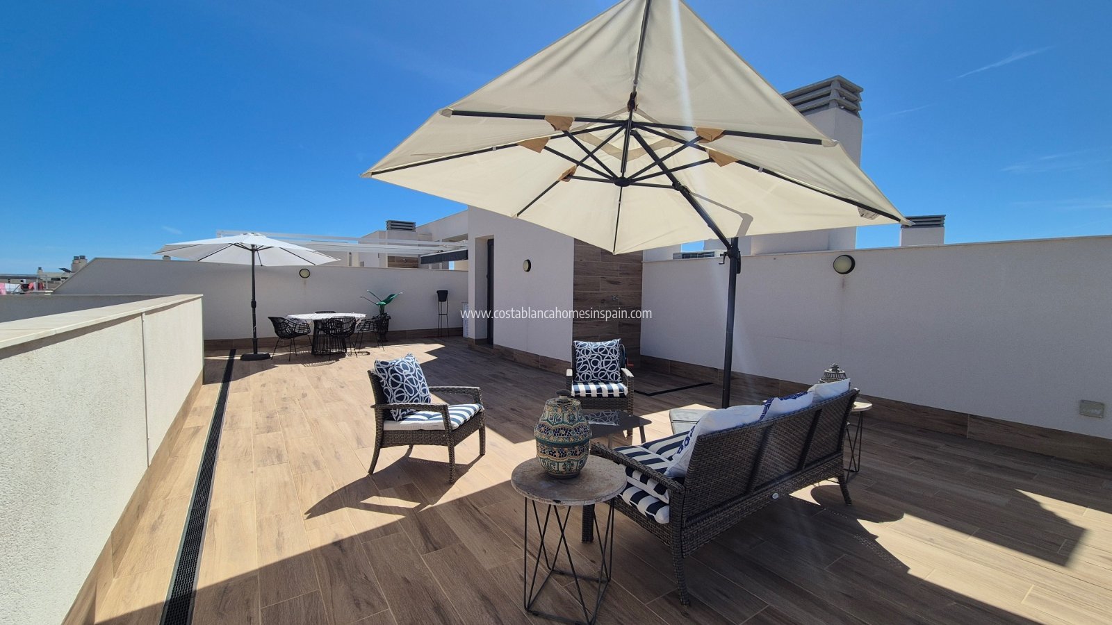 Resale - Apartment - Villamartin