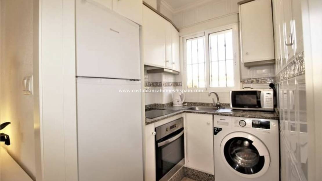 Resale - Apartment - Villamartin