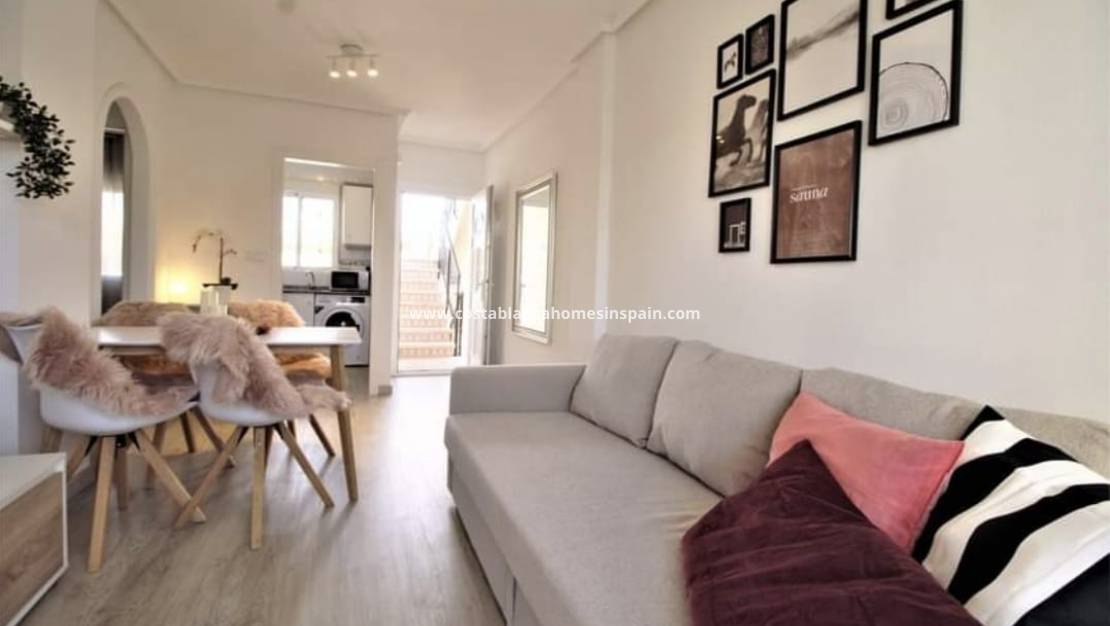 Resale - Apartment - Villamartin