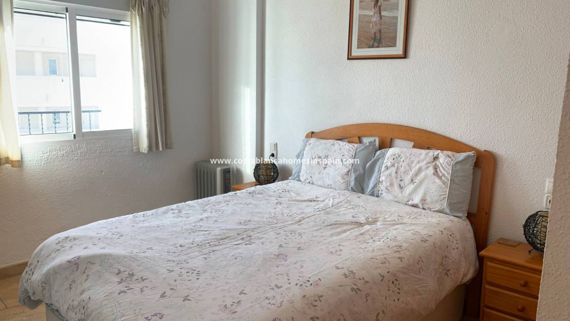 Resale - Apartment - Villamartin