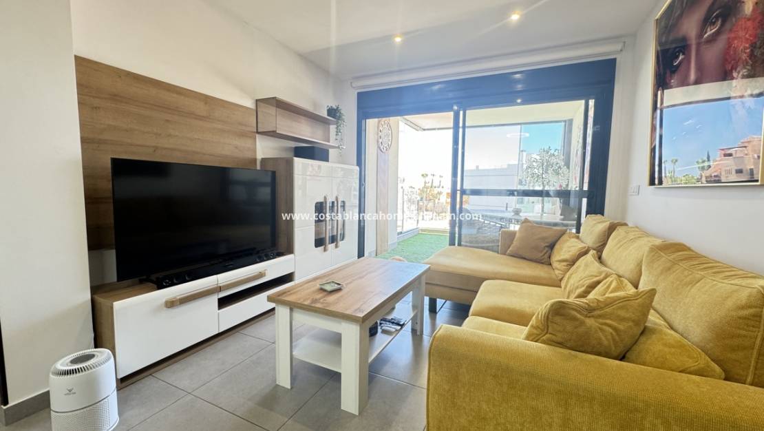 Resale - Apartment - Villamartin