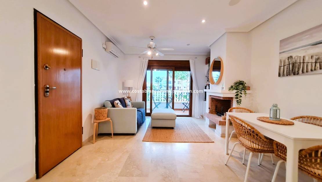 Resale - Apartment - Villamartin