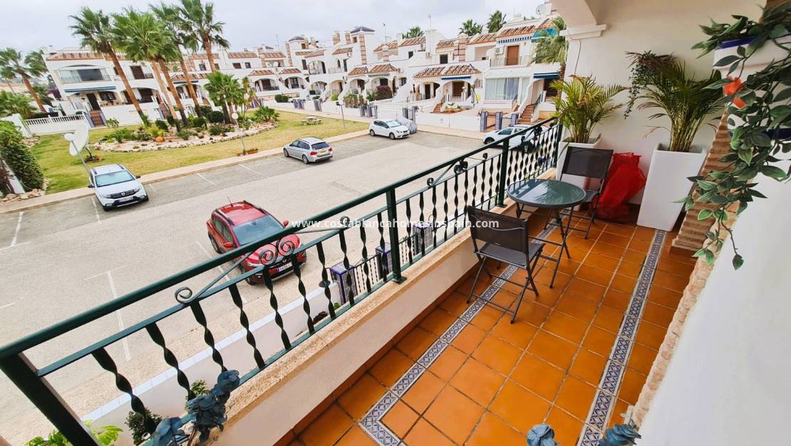 Resale - Apartment - Villamartin