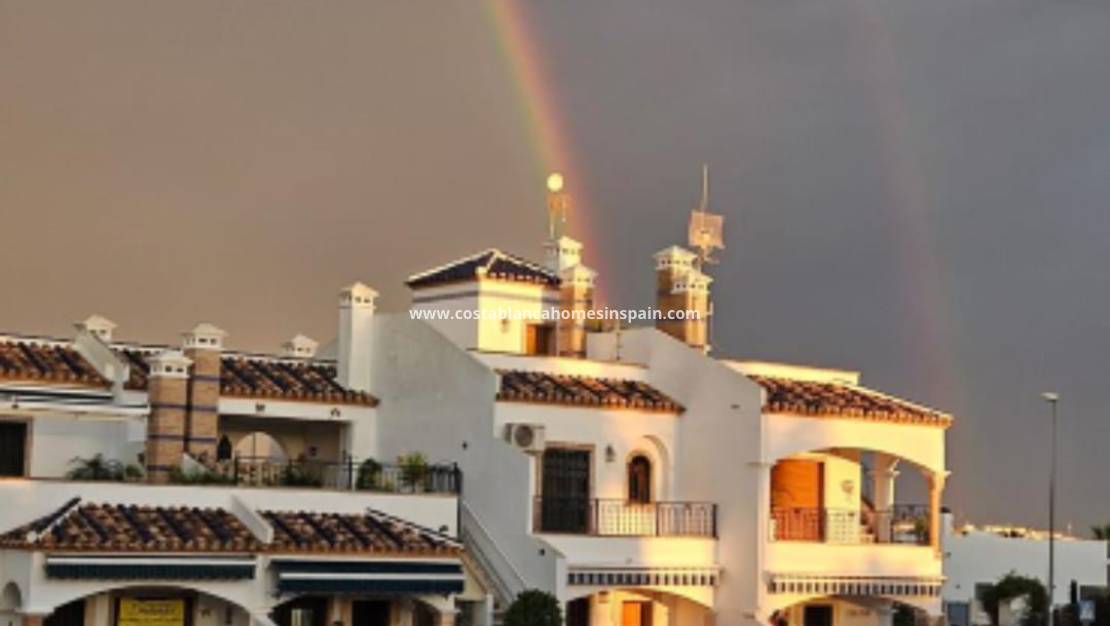 Resale - Apartment - Villamartin