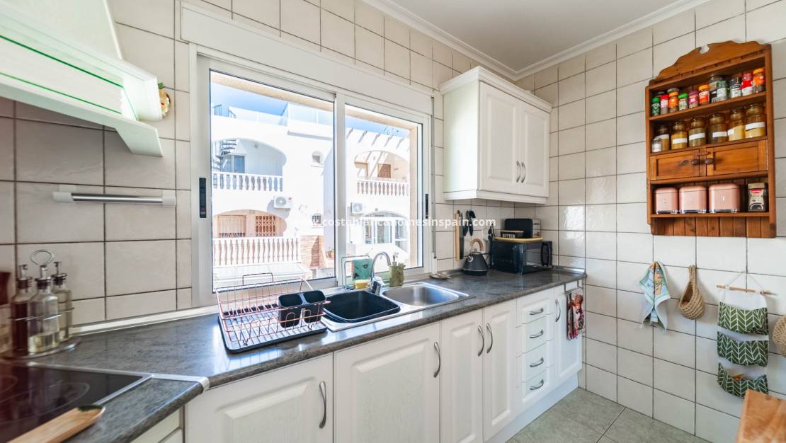 Resale - Apartment - Villamartin