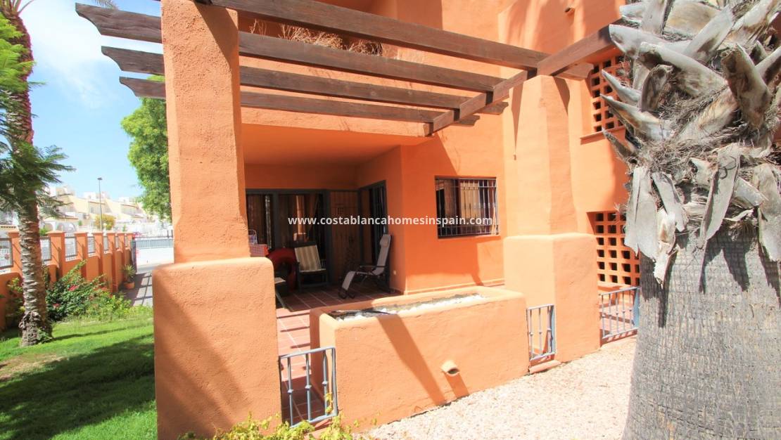 Resale - Apartment - Villamartin