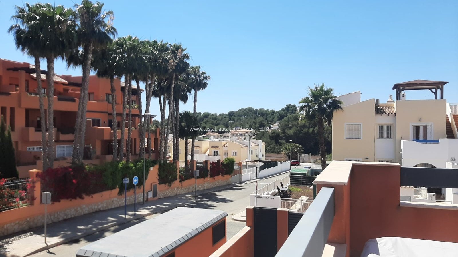 Resale - Apartment - Villamartin