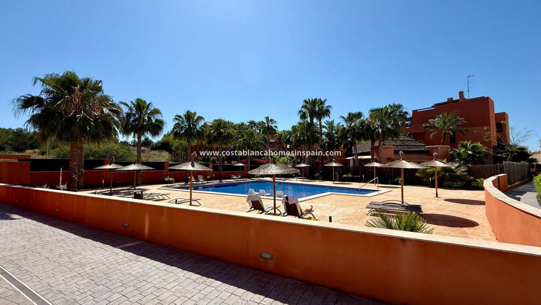 Resale - Apartment - Villamartin