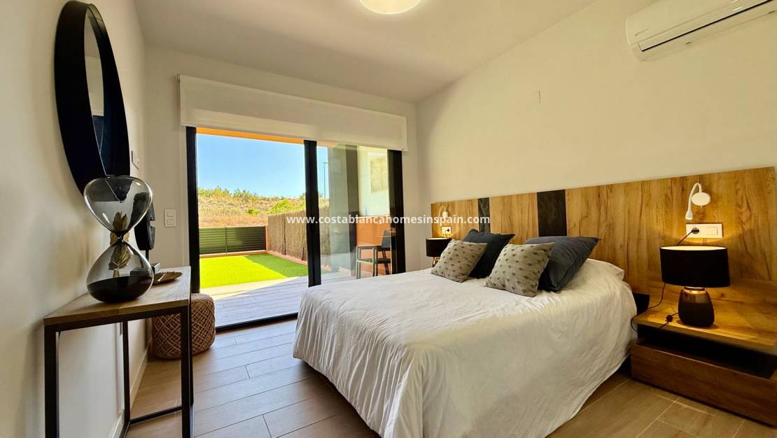 Resale - Apartment - Villamartin