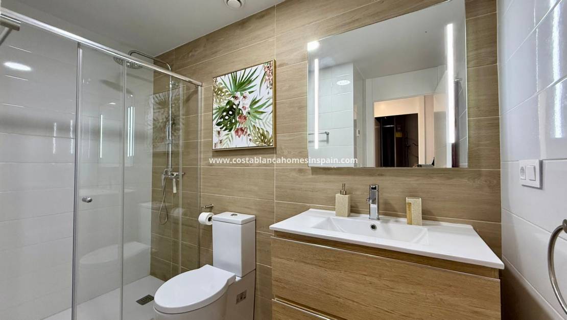 Resale - Apartment - Villamartin